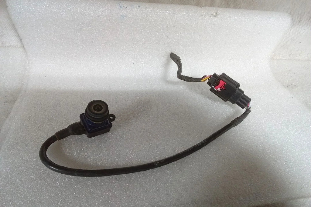 Pre-Owned 2013 Jeep Grand Cherokee Gate Mounted Rear View Camera 56054059AD   (Good)