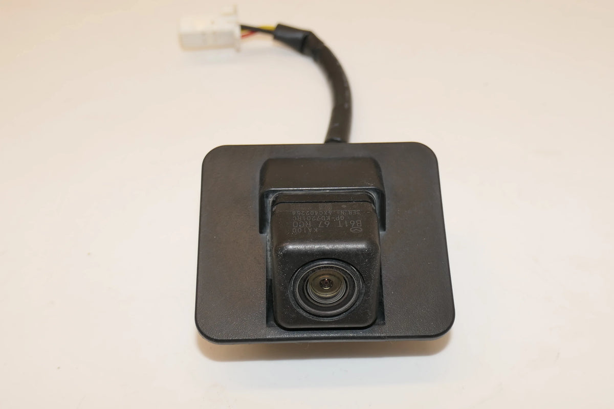 Pre-Owned 2017-2018 Mazda 3 Sedan Rear View Back Up Camera  (Good)