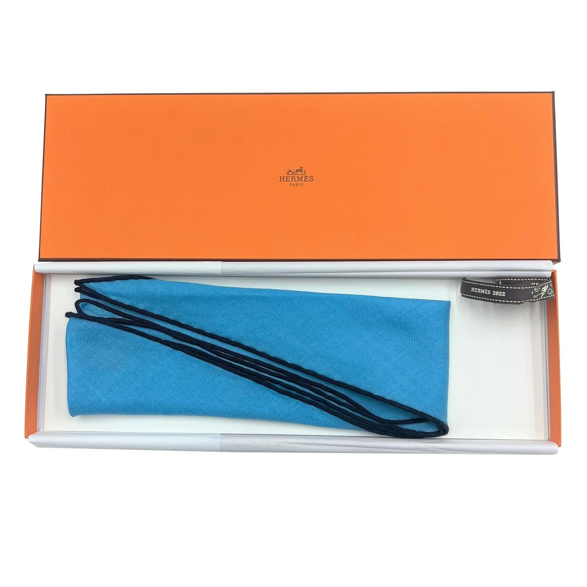Pre-Owned  Hermes triangle scarf cashmere silk blue ladies (Like New)