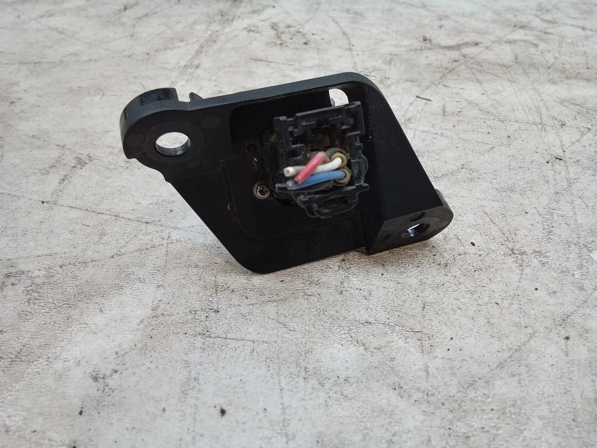 Pre-Owned 10 Toyota Tacoma Tailgate Mounted Camera  (Good)