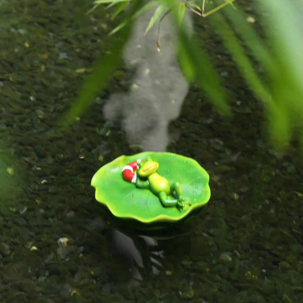 Simulation Water Floating Frog Ornament Animals Figurine Garden Statue Crafts Decor  Pool Accessories for Tabletop Shelf Office