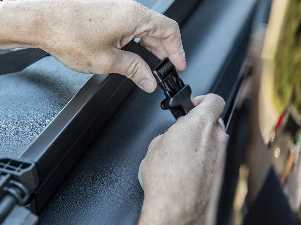 Gator Cover,Gator Hybrid Hard Folding Vinyl Tonneau Truck Bed Cover 2014-2018 Chevy Silverado  Sierra 8 ft Bed