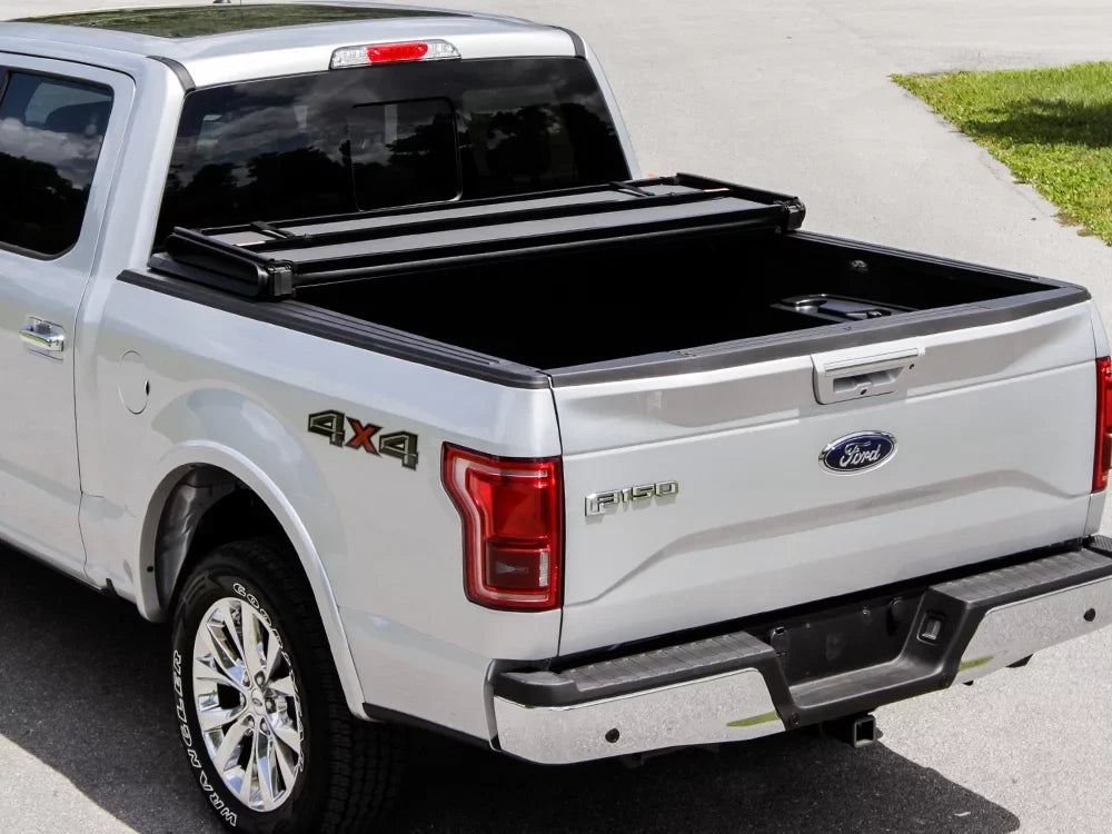 Gator Cover,Gator Hybrid Hard Folding Vinyl Tonneau Truck Bed Cover 2014-2018 Chevy Silverado  Sierra 8 ft Bed