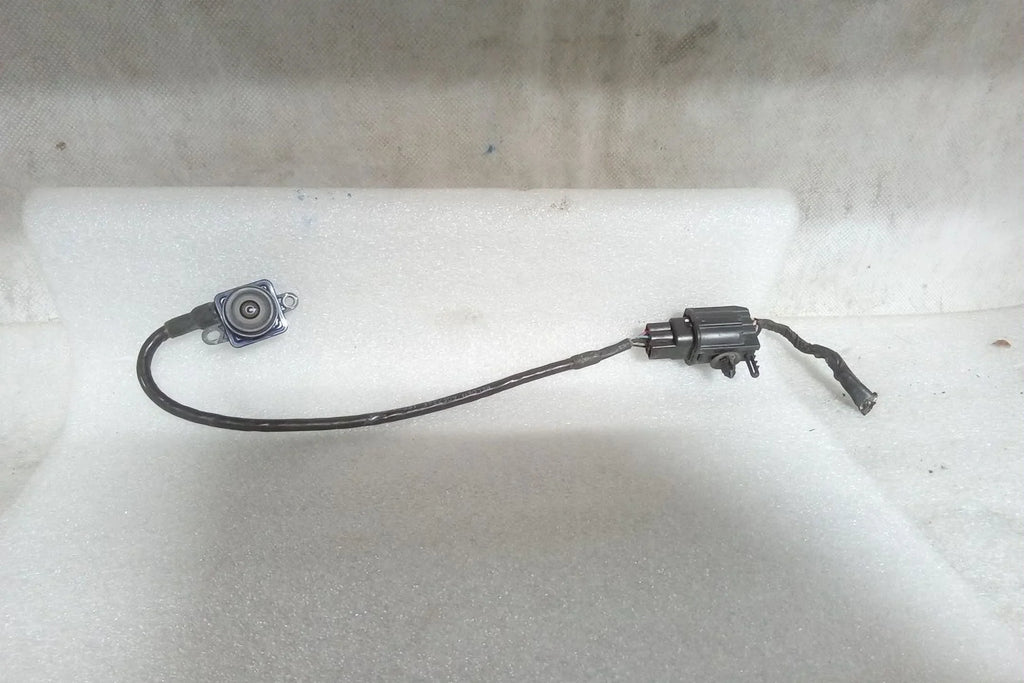Pre-Owned 2013 Jeep Grand Cherokee Gate Mounted Rear View Camera 56054059AD   (Good)