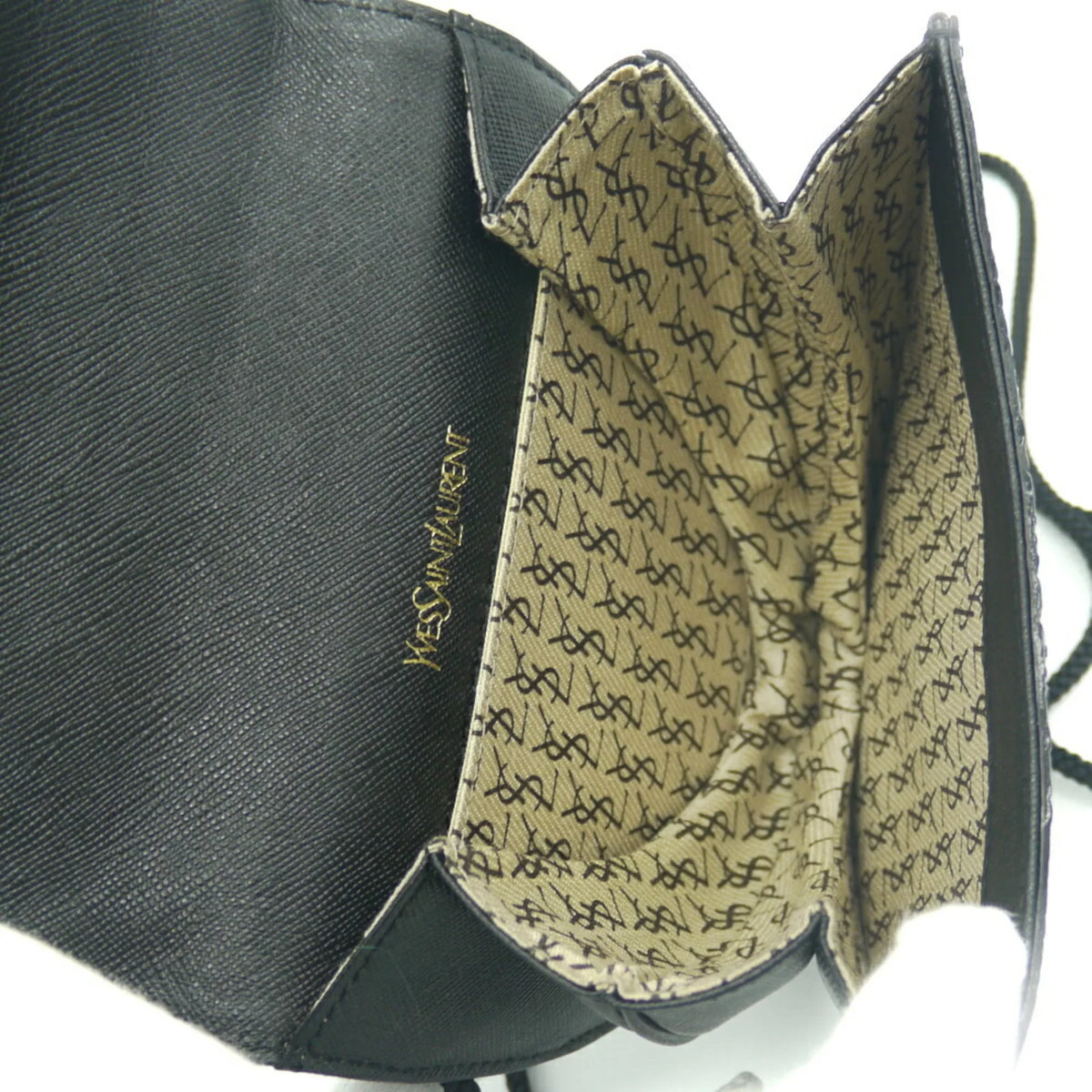 Pre-Owned    Yves Saint Laurent leather shoulder bag (Good)